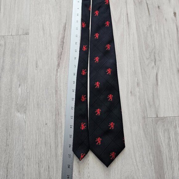 vintage Rosenblatts | Collegiate red lion black medium width retro tie | unisex - Picture 8 of 8